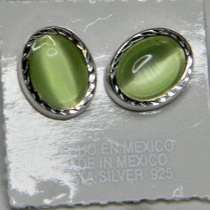 Silver(925) Green Oval Earrings